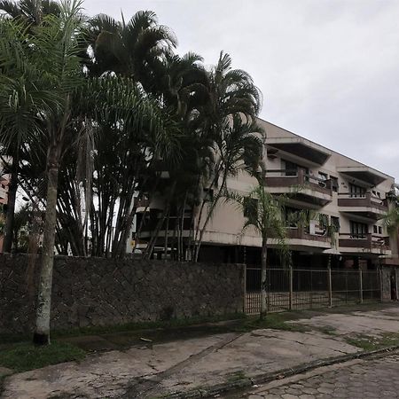 Excelente Localizacao, 400 Metros Da Praia Ar Condicionado E Wi-Fi Apartment Ubatuba Exterior photo